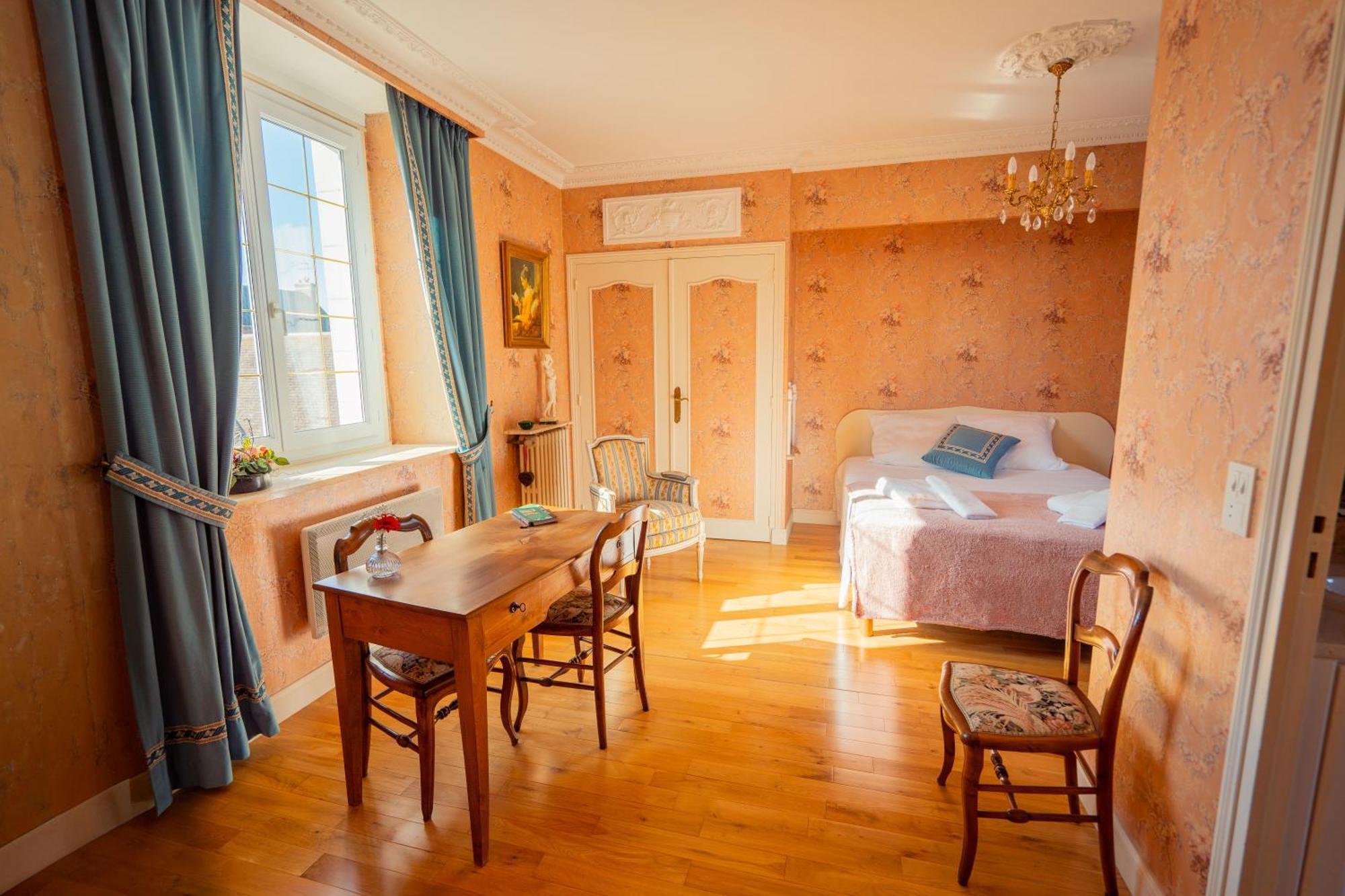 Hotel Relais Saint Jacques Amboise Esterno foto
